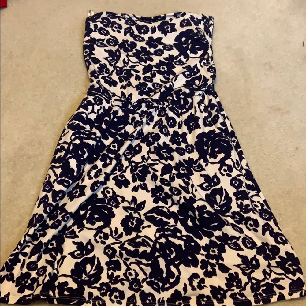Gap Strapless dress